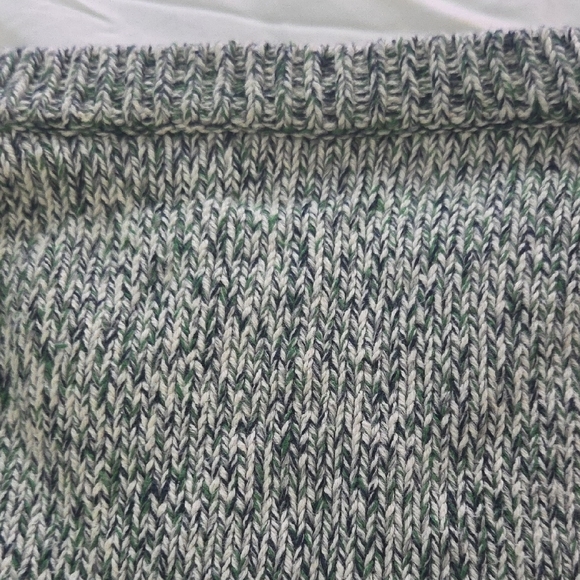 J. Crew Green and White Crewneck Sweater - Picture 8 of 10